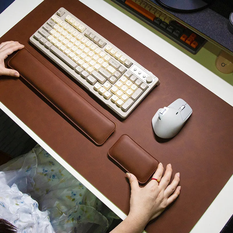LevaDesk PU ProMat Large Desk Protector